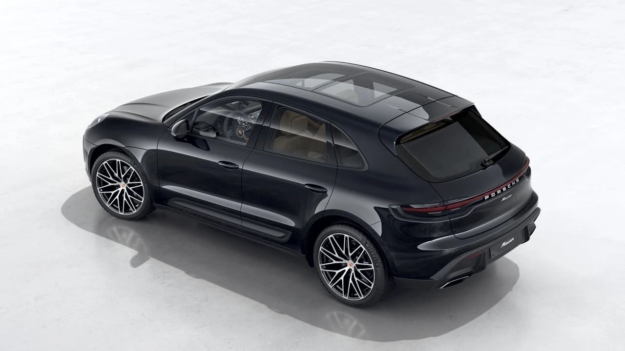 2026 Porsche Macan Electric - Image 4 of 10