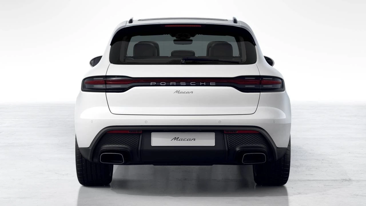 2026 Porsche Macan - Image 7 of 10