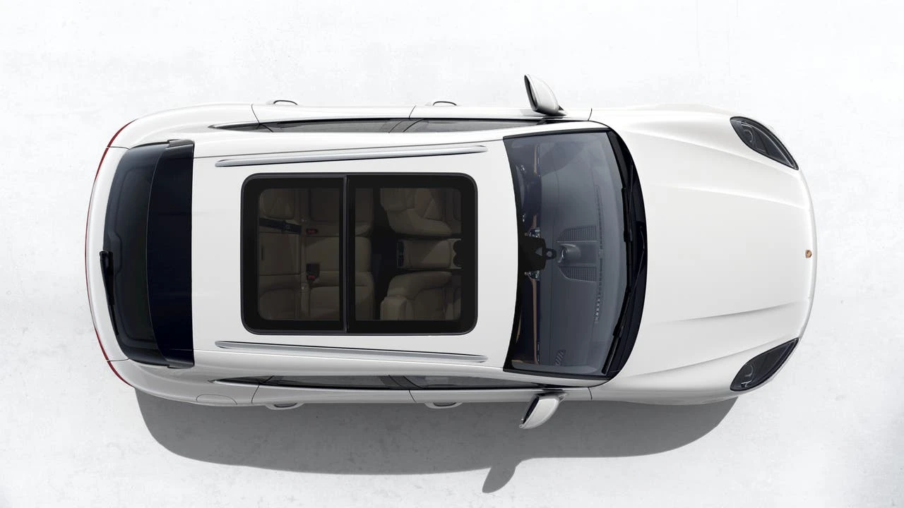 2026 Porsche Macan Electric - Image 5 of 10