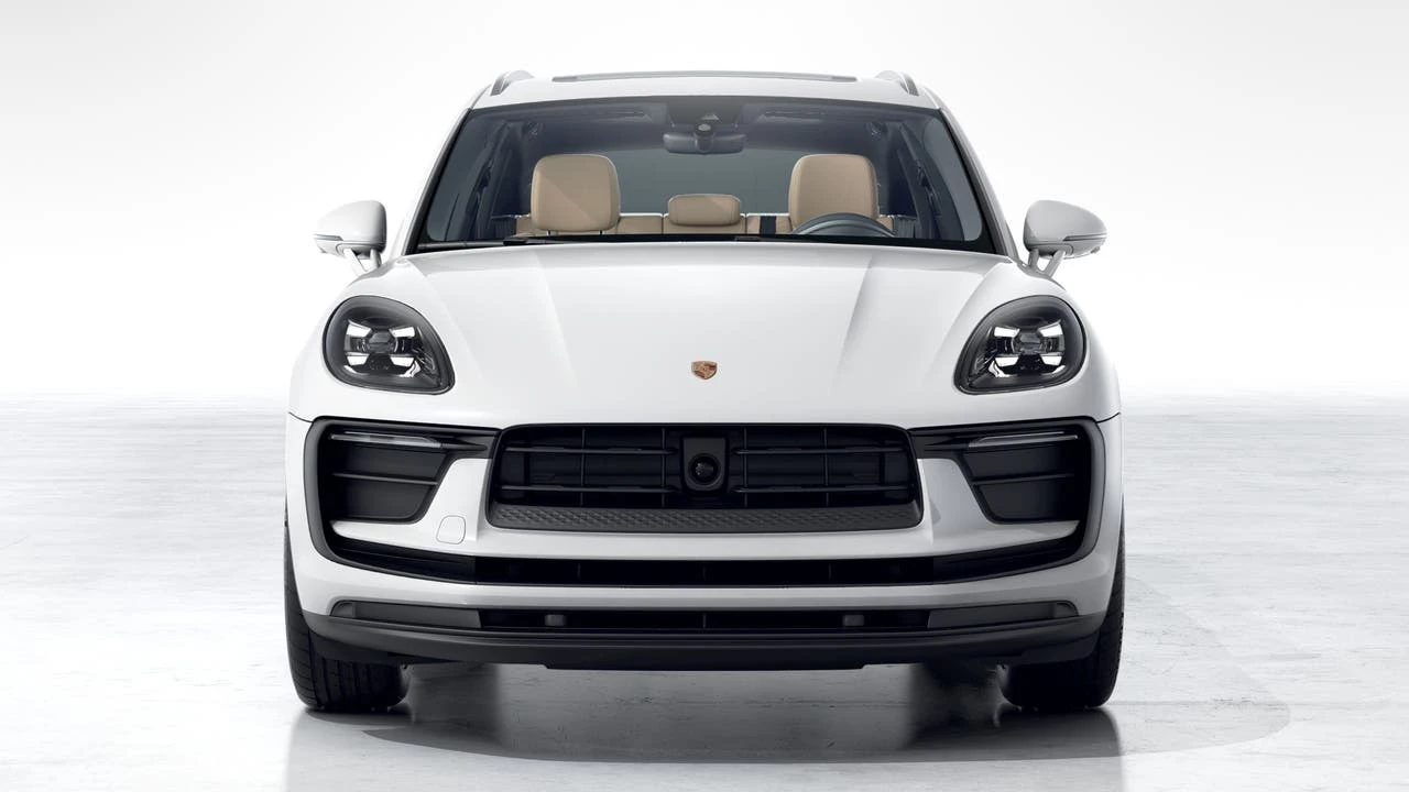2026 Porsche Macan Electric - Image 8 of 10