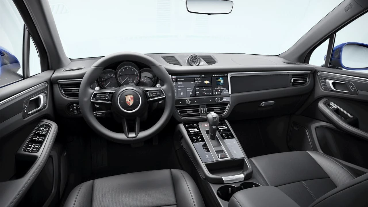 2026 Porsche Macan Electric - Image 9 of 10