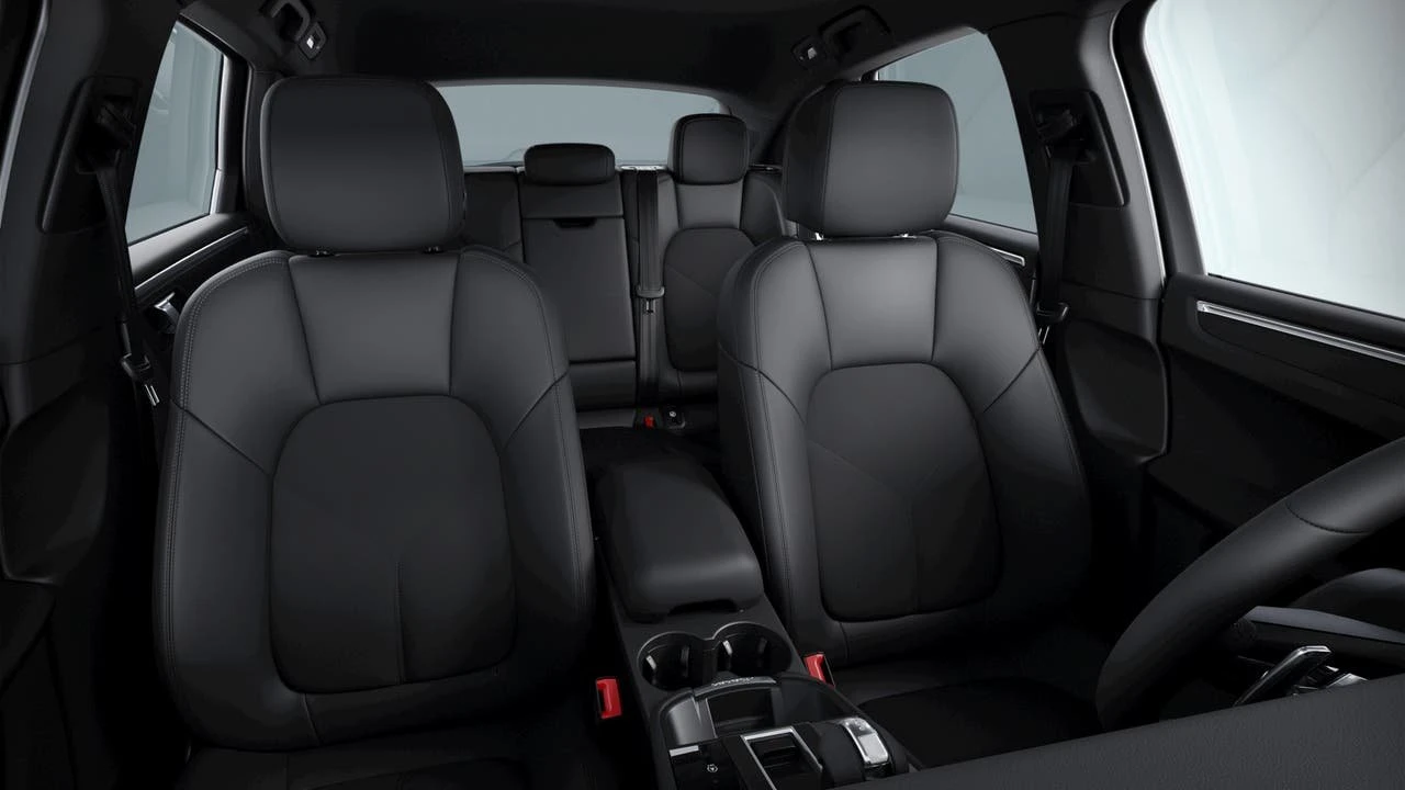 2026 Porsche Macan - Image 10 of 10