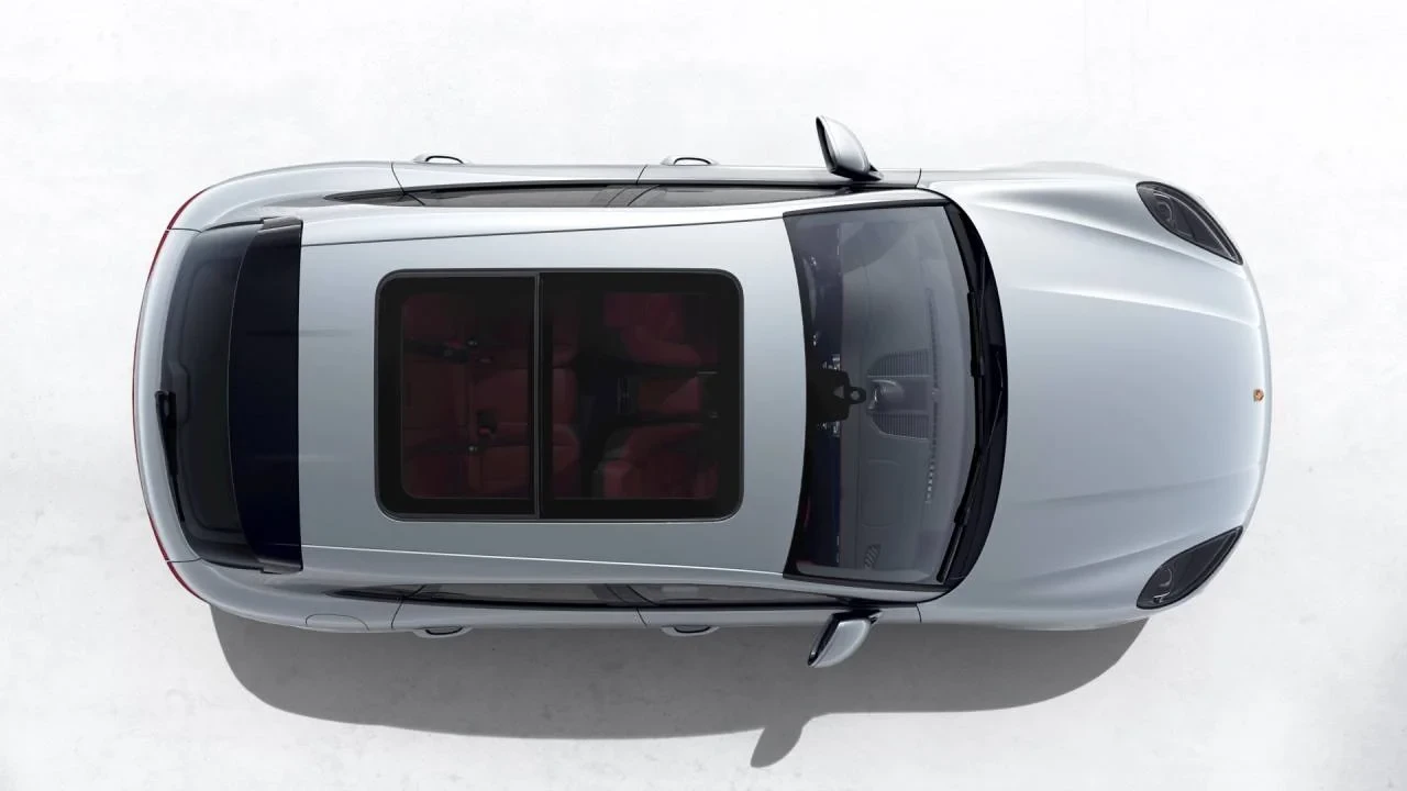 2026 Porsche Macan Electric - Image 5 of 10
