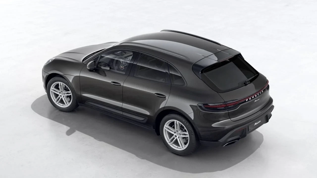 2026 Porsche Macan Electric - Image 4 of 10