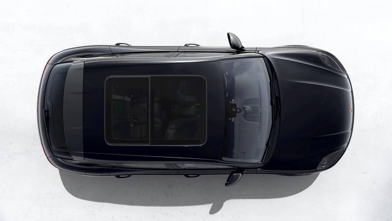 2026 Porsche Macan Electric - Image 5 of 10