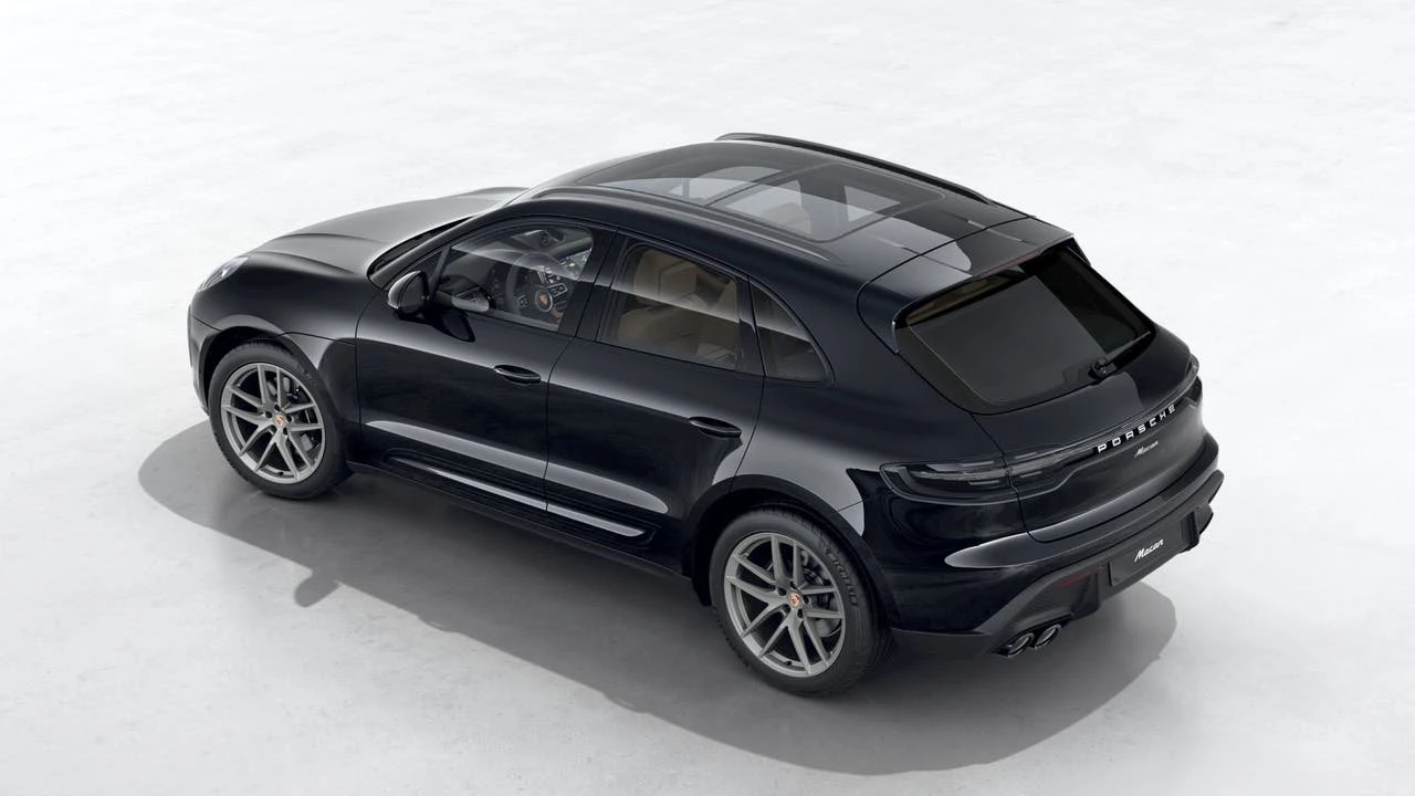 2026 Porsche Macan Electric - Image 4 of 10