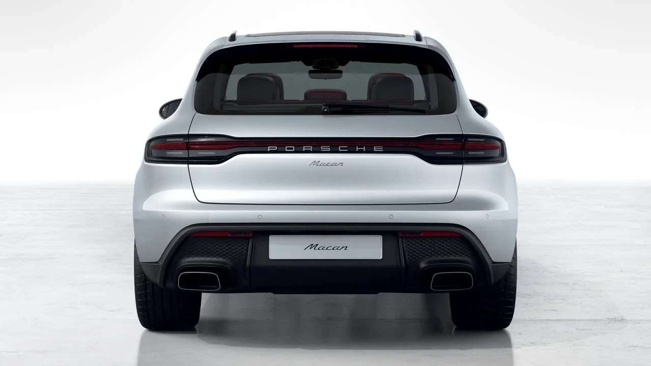 2026 Porsche Macan Electric - Image 7 of 10