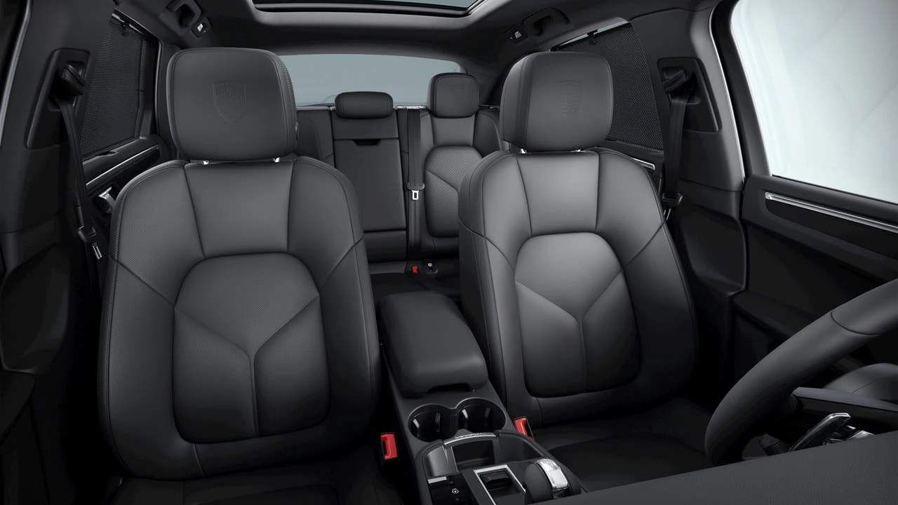 2026 Porsche Macan Electric - Image 10 of 10
