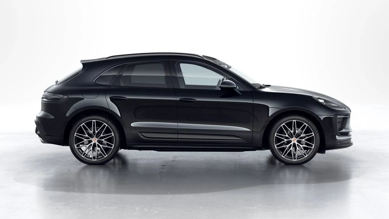 2026 Porsche Macan Electric - Image 6 of 10