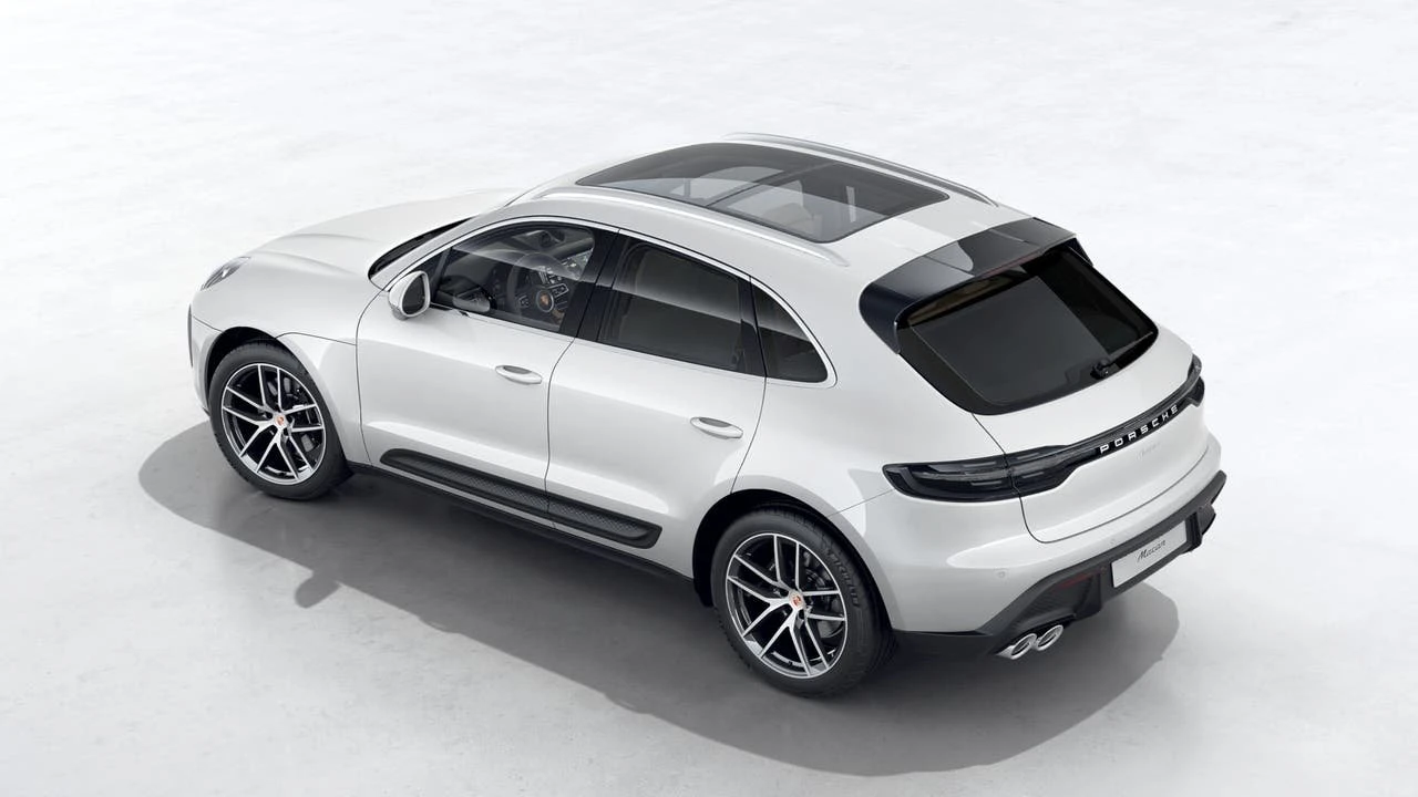 2026 Porsche Macan Electric - Image 4 of 10