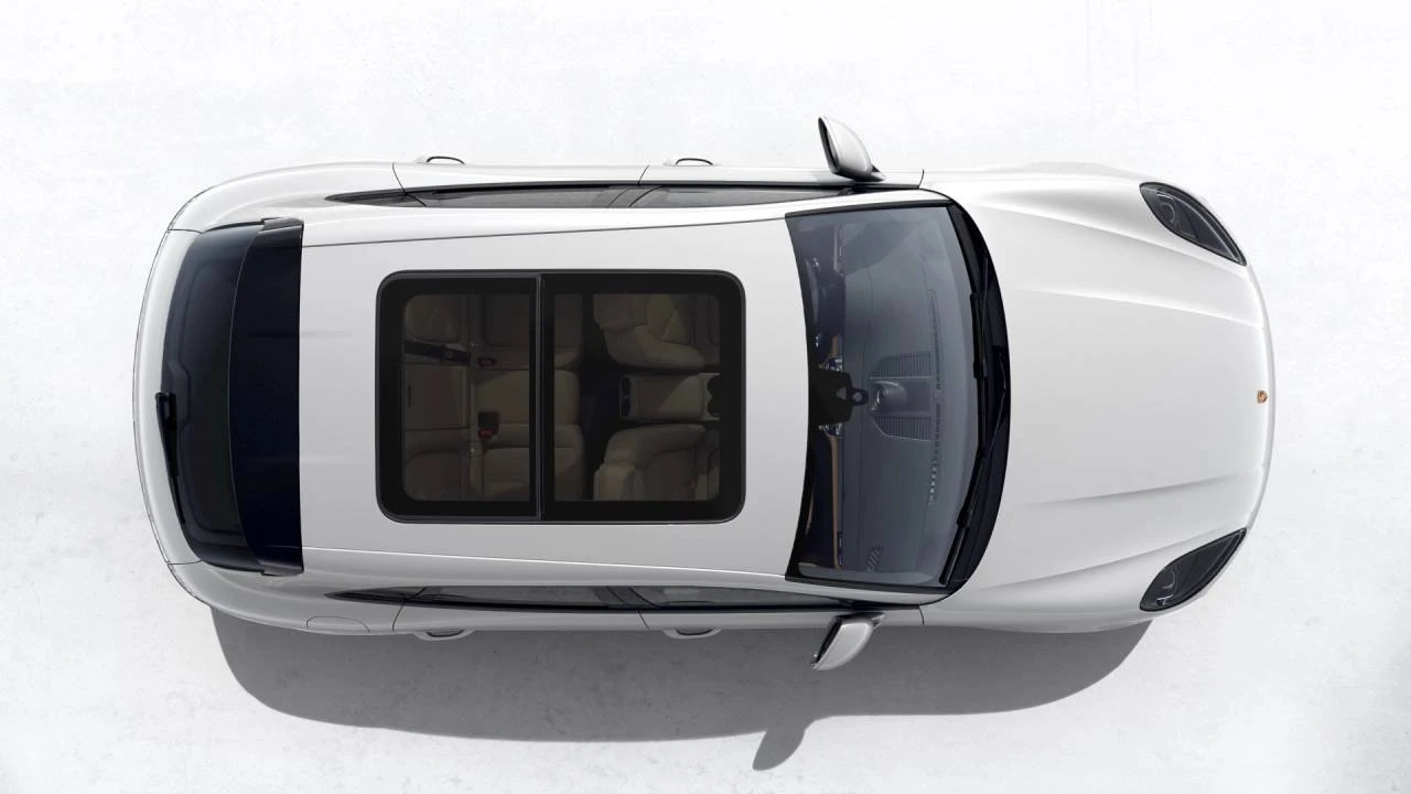 2026 Porsche Macan Electric - Image 5 of 10