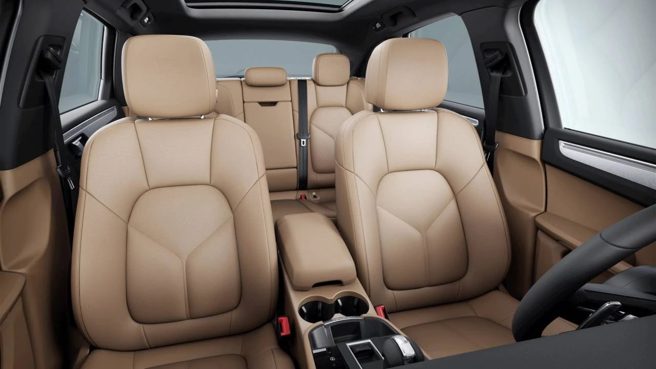 2026 Porsche Macan Electric - Image 10 of 10