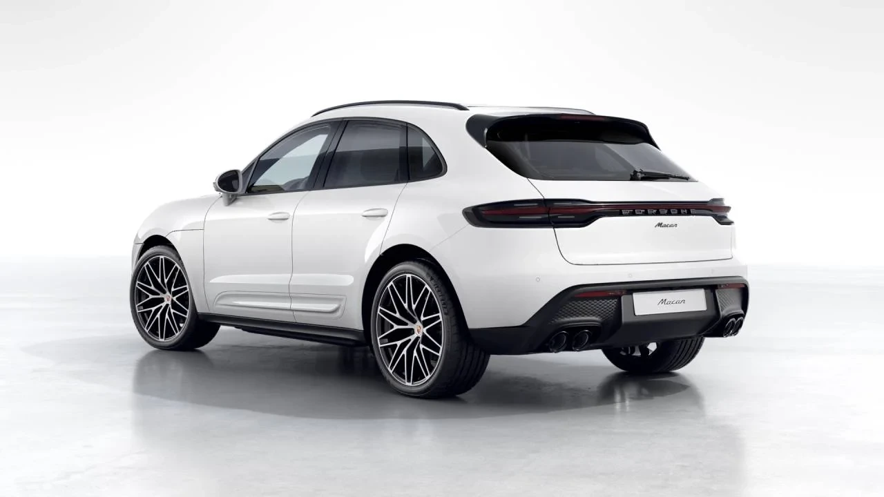 2026 Porsche Macan Electric - Image 3 of 10