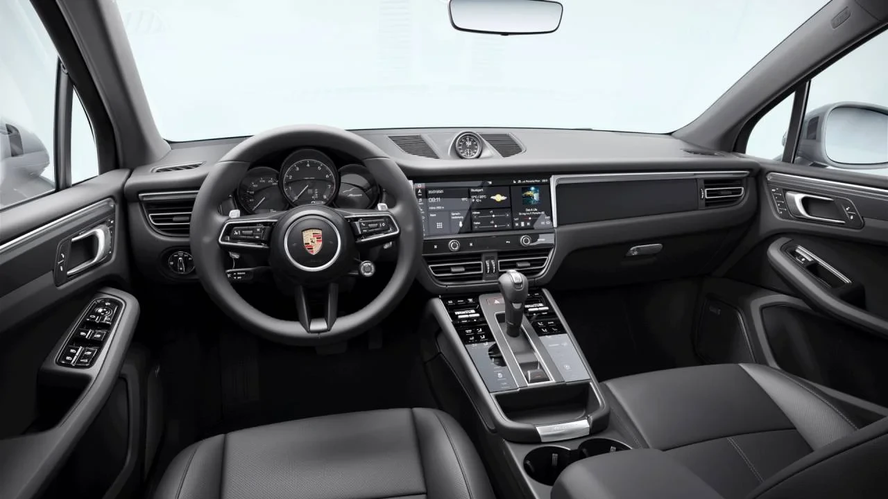 2026 Porsche Macan Electric - Image 9 of 10