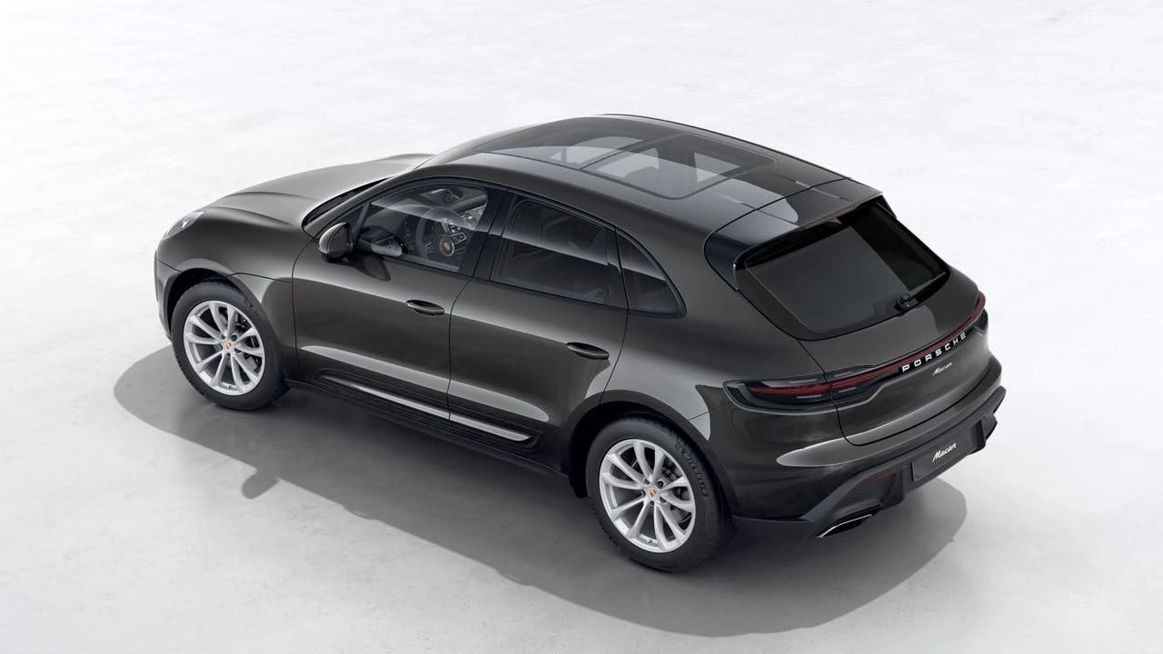 2026 Porsche Macan Electric - Image 4 of 10