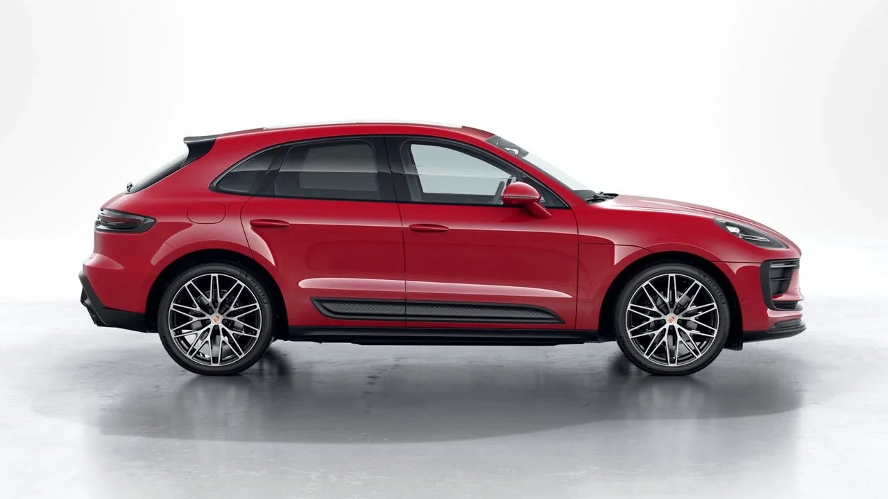 2026 Porsche Macan - Image 6 of 10