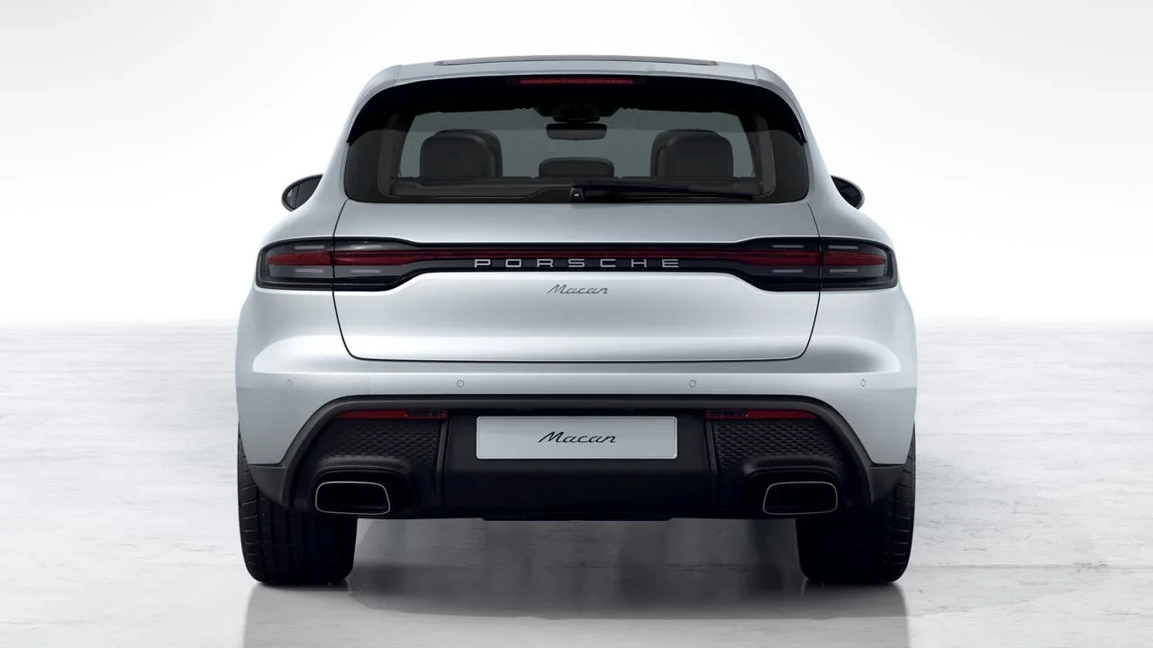 2026 Porsche Macan - Image 7 of 10