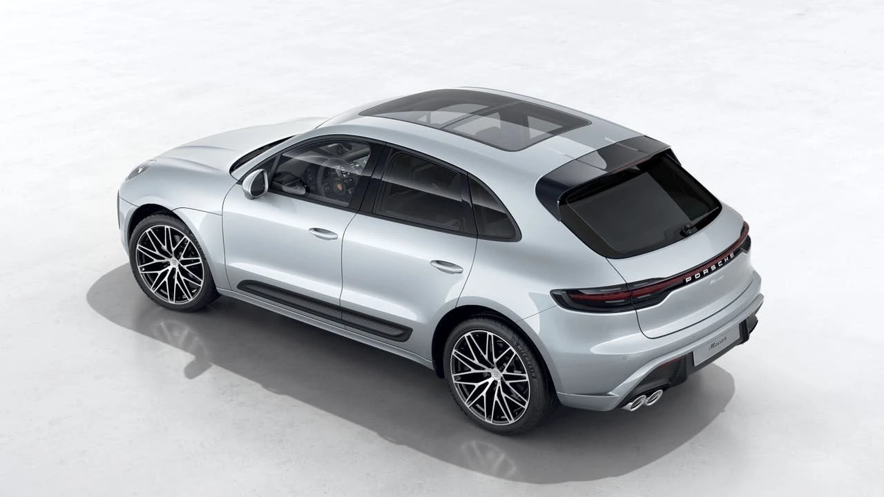 2026 Porsche Macan Electric - Image 4 of 10