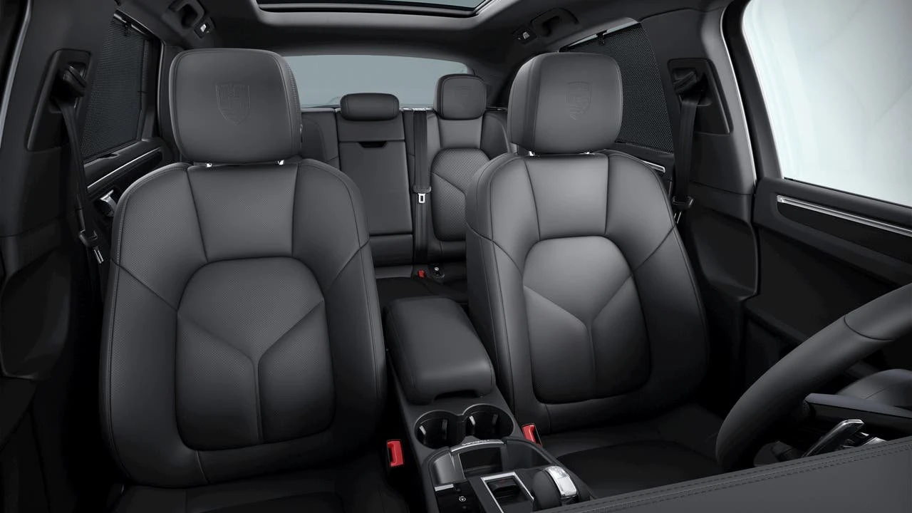 2026 Porsche Macan Electric - Image 10 of 10