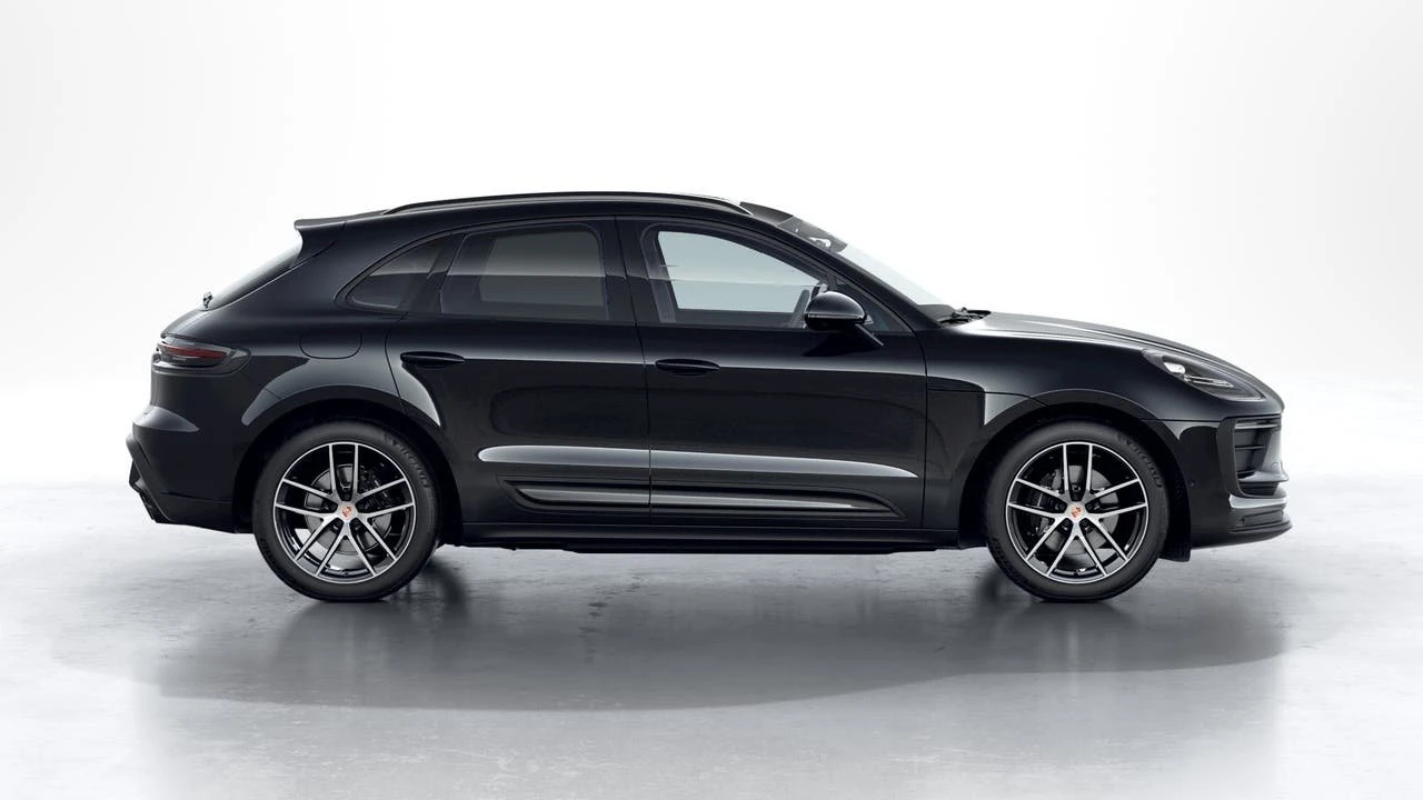 2026 Porsche Macan Electric - Image 6 of 10