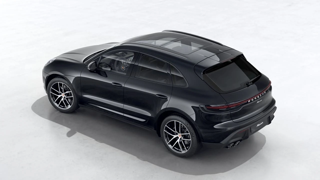 2026 Porsche Macan Electric - Image 4 of 10