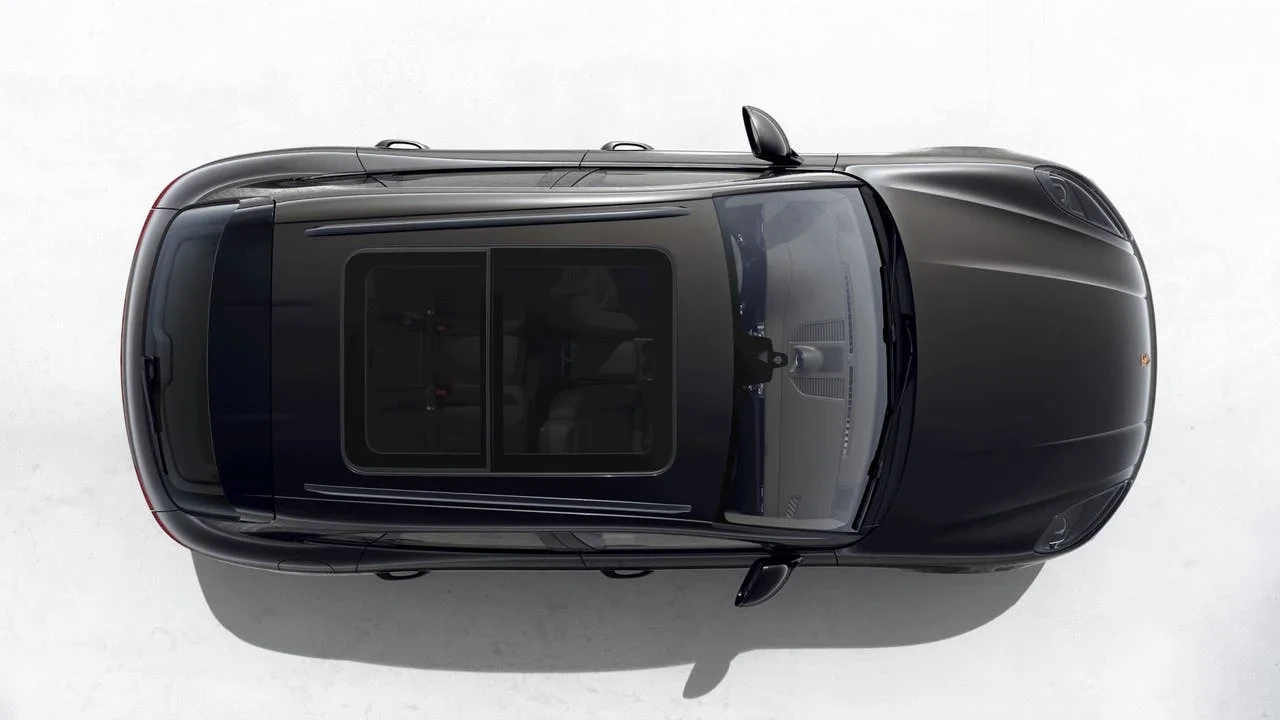 2026 Porsche Macan - Image 5 of 10