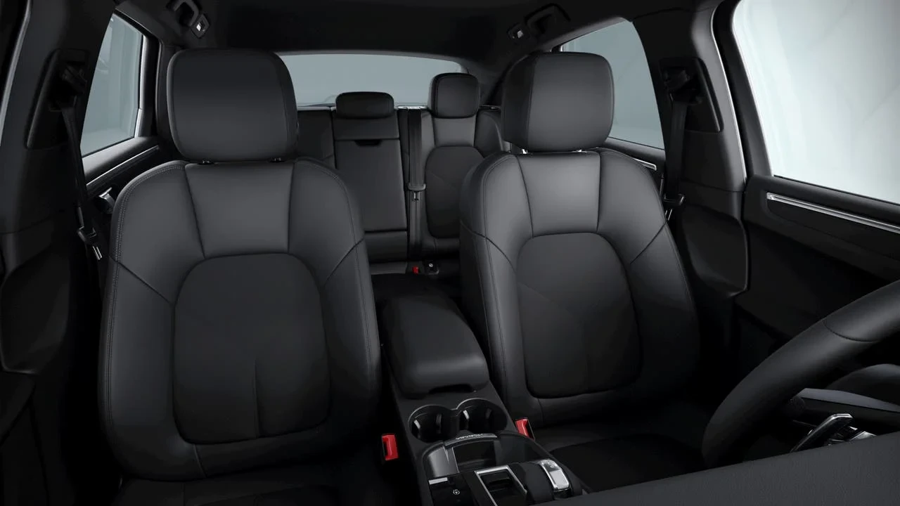 2026 Porsche Macan - Image 10 of 10