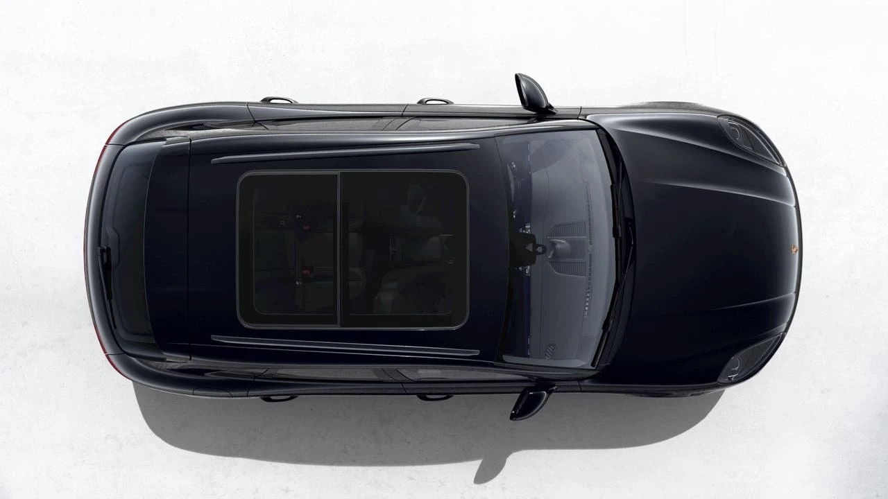 2026 Porsche Macan Electric - Image 5 of 10