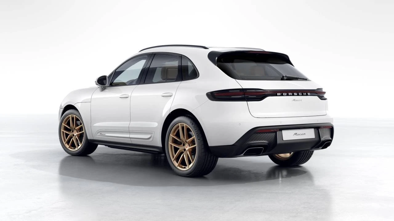 2026 Porsche Macan Electric - Image 3 of 10