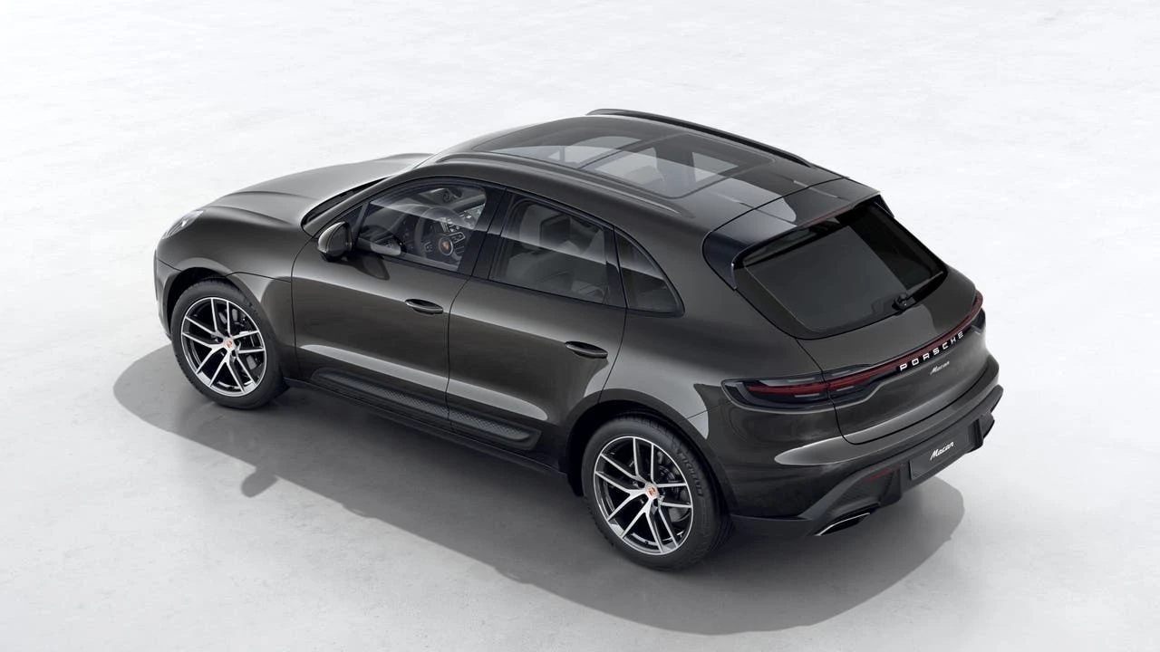 2026 Porsche Macan Electric - Image 4 of 10