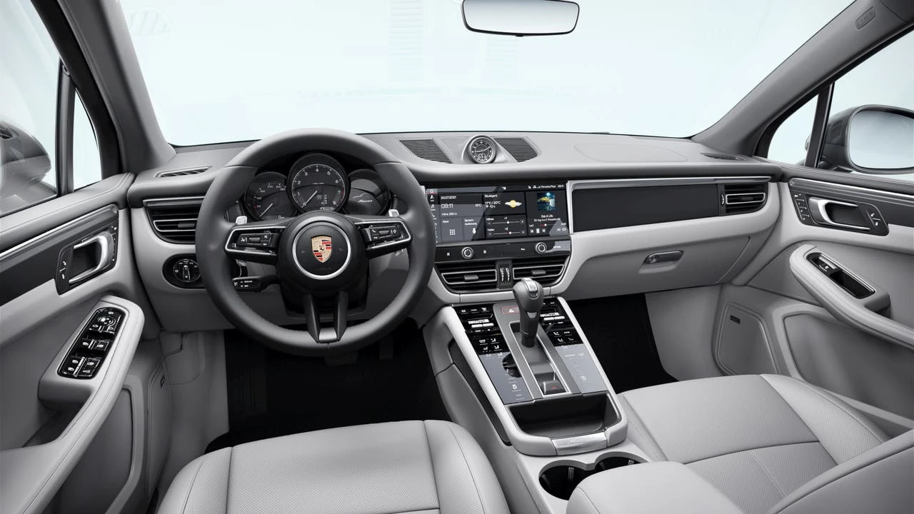 2026 Porsche Macan Electric - Image 9 of 10