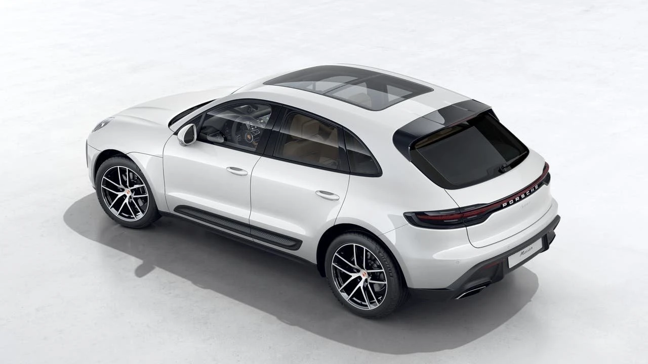 2026 Porsche Macan Electric - Image 4 of 10