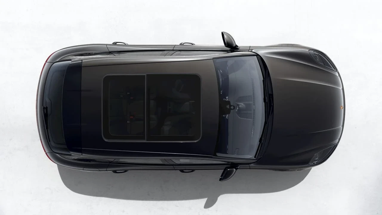 2026 Porsche Macan - Image 5 of 10