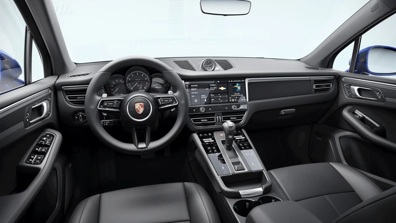 2026 Porsche Macan Electric - Image 9 of 10