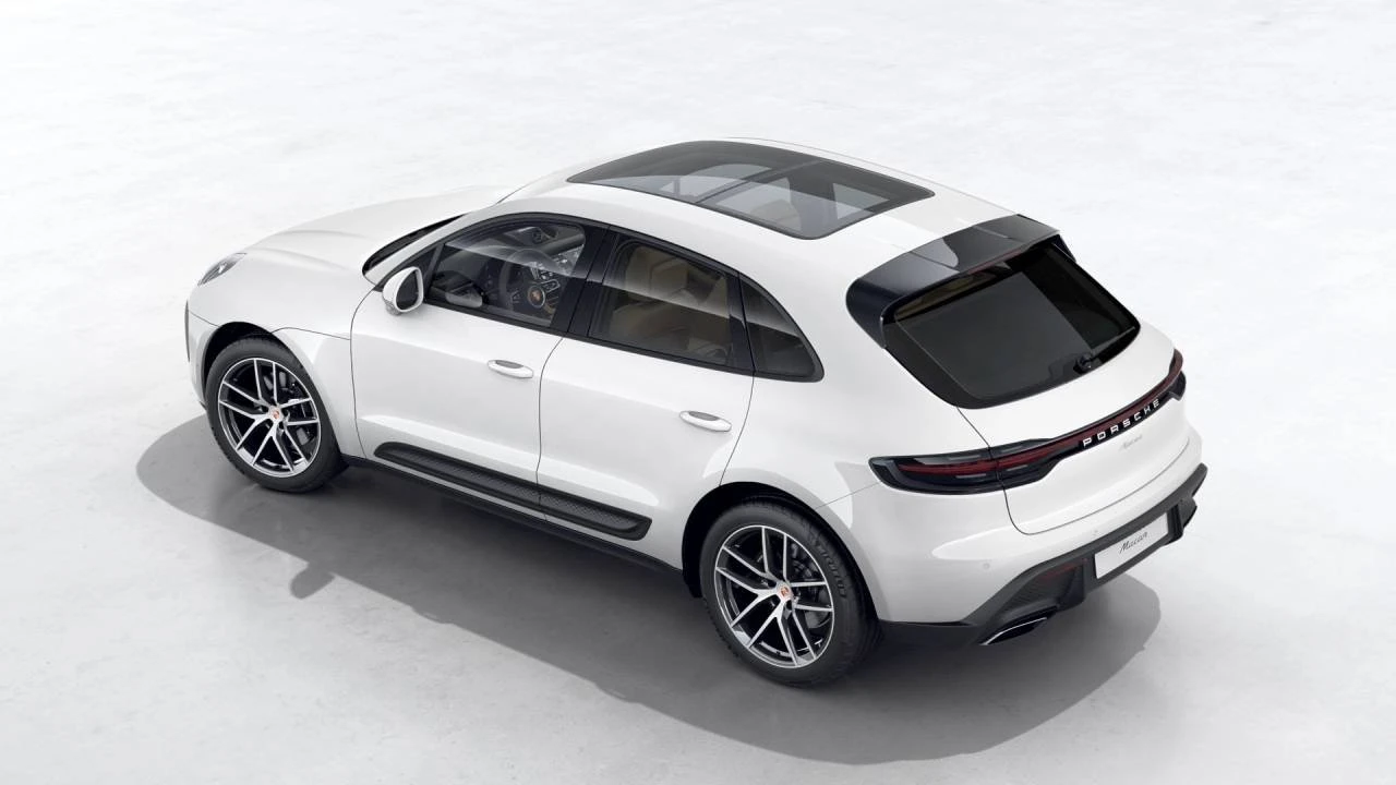 2026 Porsche Macan Electric - Image 4 of 10