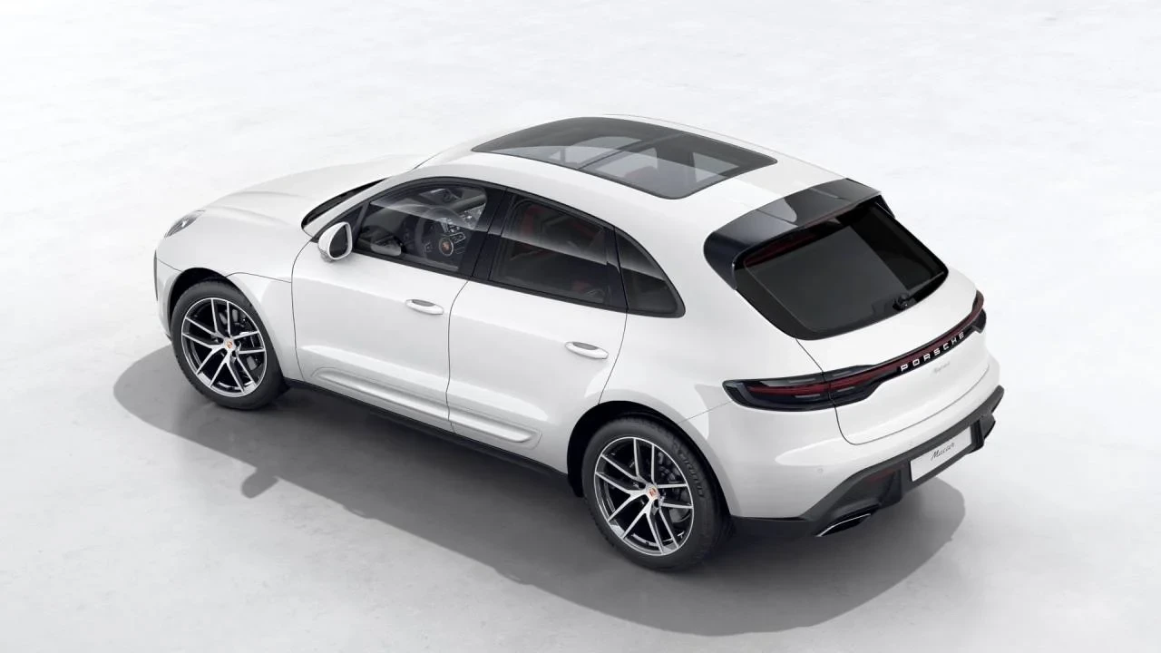 2026 Porsche Macan Electric - Image 4 of 10
