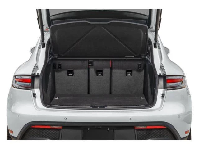 2026 Porsche Macan - Image 11 of 16