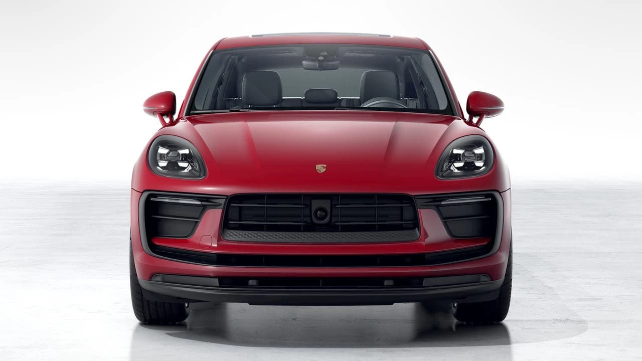 2026 Porsche Macan - Image 8 of 10
