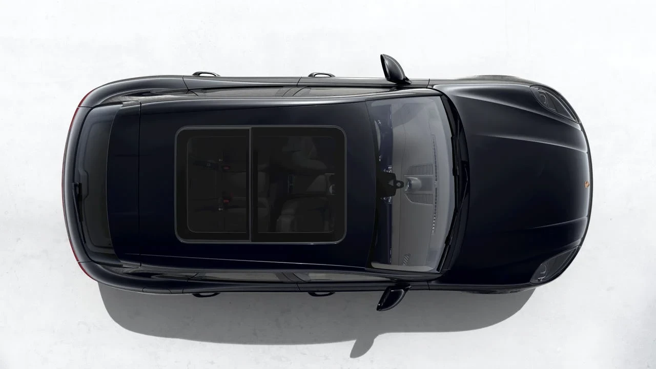 2026 Porsche Macan Electric - Image 5 of 10