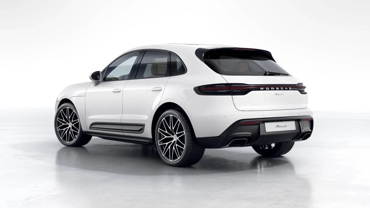 2026 Porsche Macan Electric - Image 3 of 10
