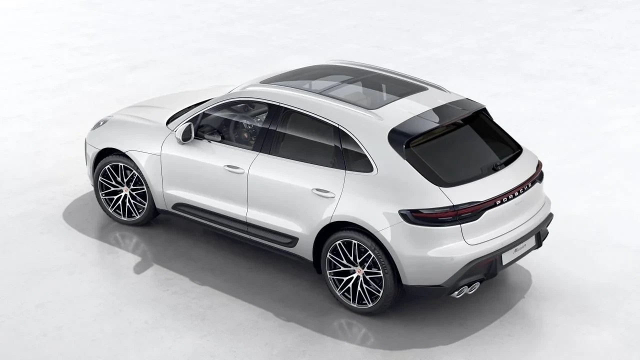2026 Porsche Macan Electric - Image 4 of 10