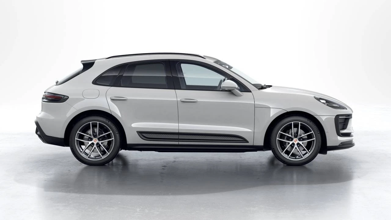 2026 Porsche Macan Electric - Image 6 of 10