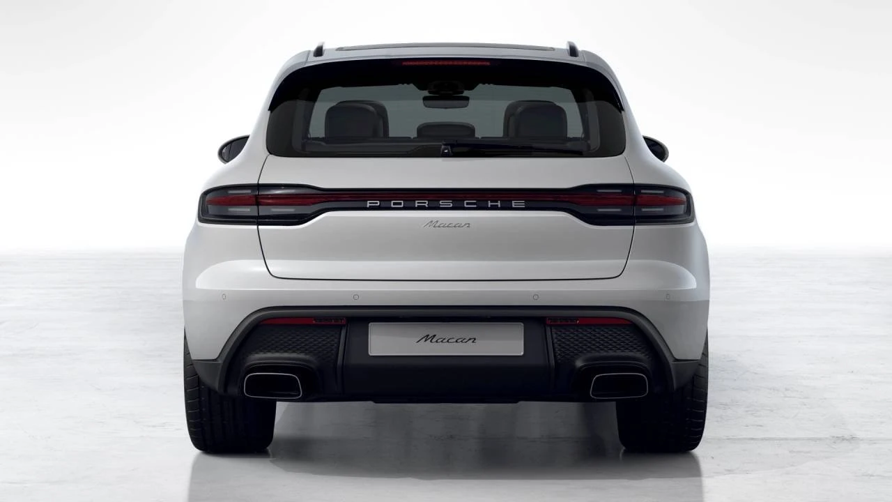 2026 Porsche Macan Electric - Image 7 of 10