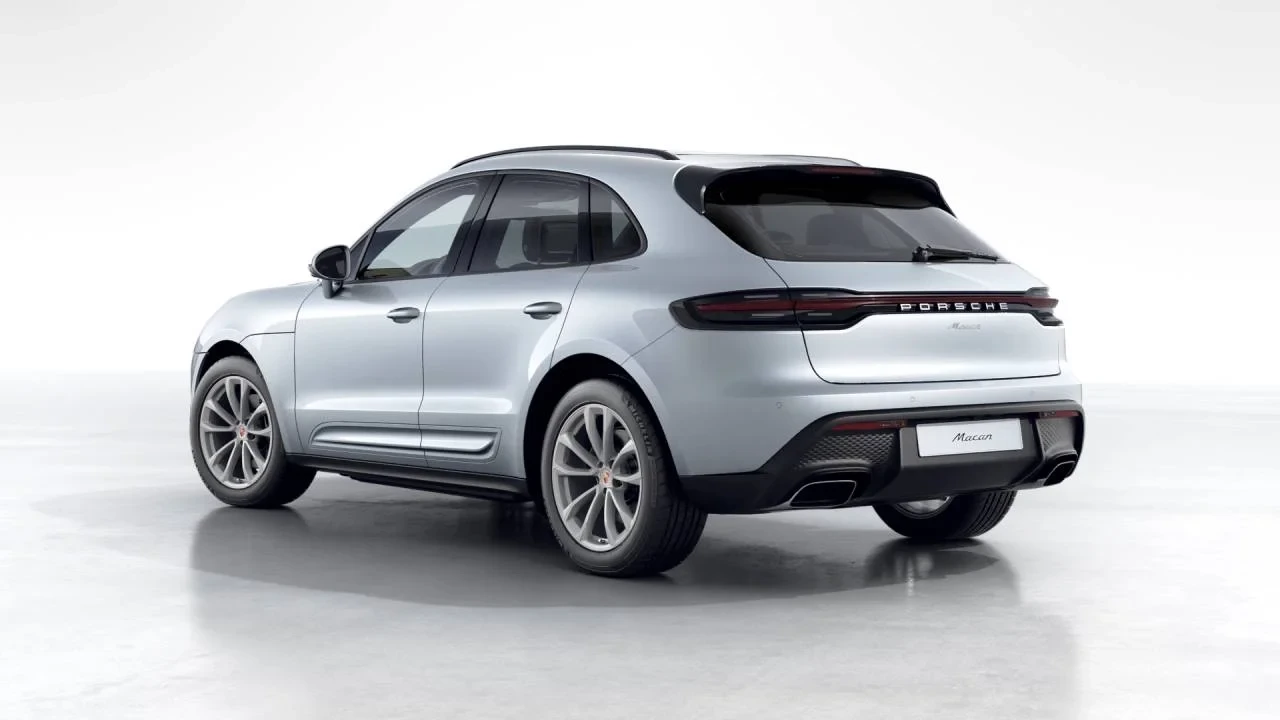 2026 Porsche Macan Electric - Image 3 of 10
