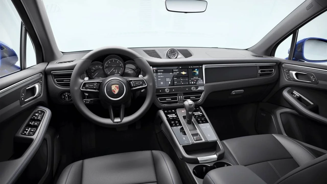 2026 Porsche Macan Electric - Image 9 of 10