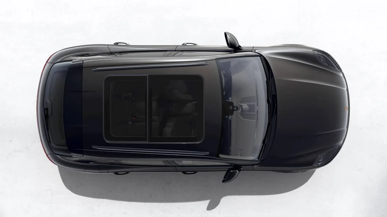 2026 Porsche Macan - Image 5 of 10
