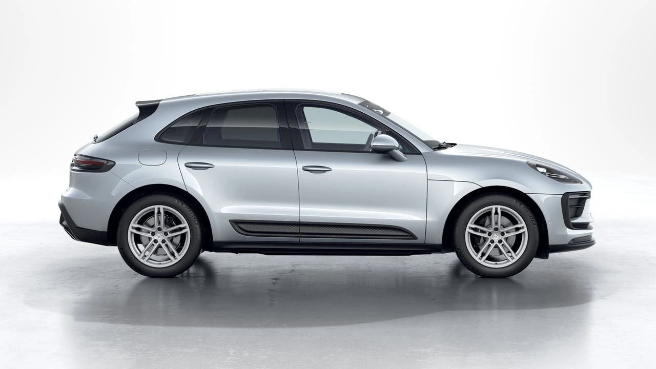 2026 Porsche Macan Electric - Image 6 of 10