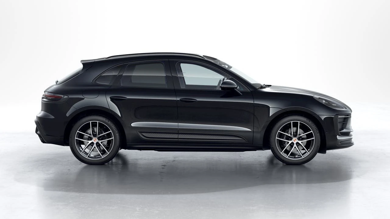 2026 Porsche Macan Electric - Image 6 of 10