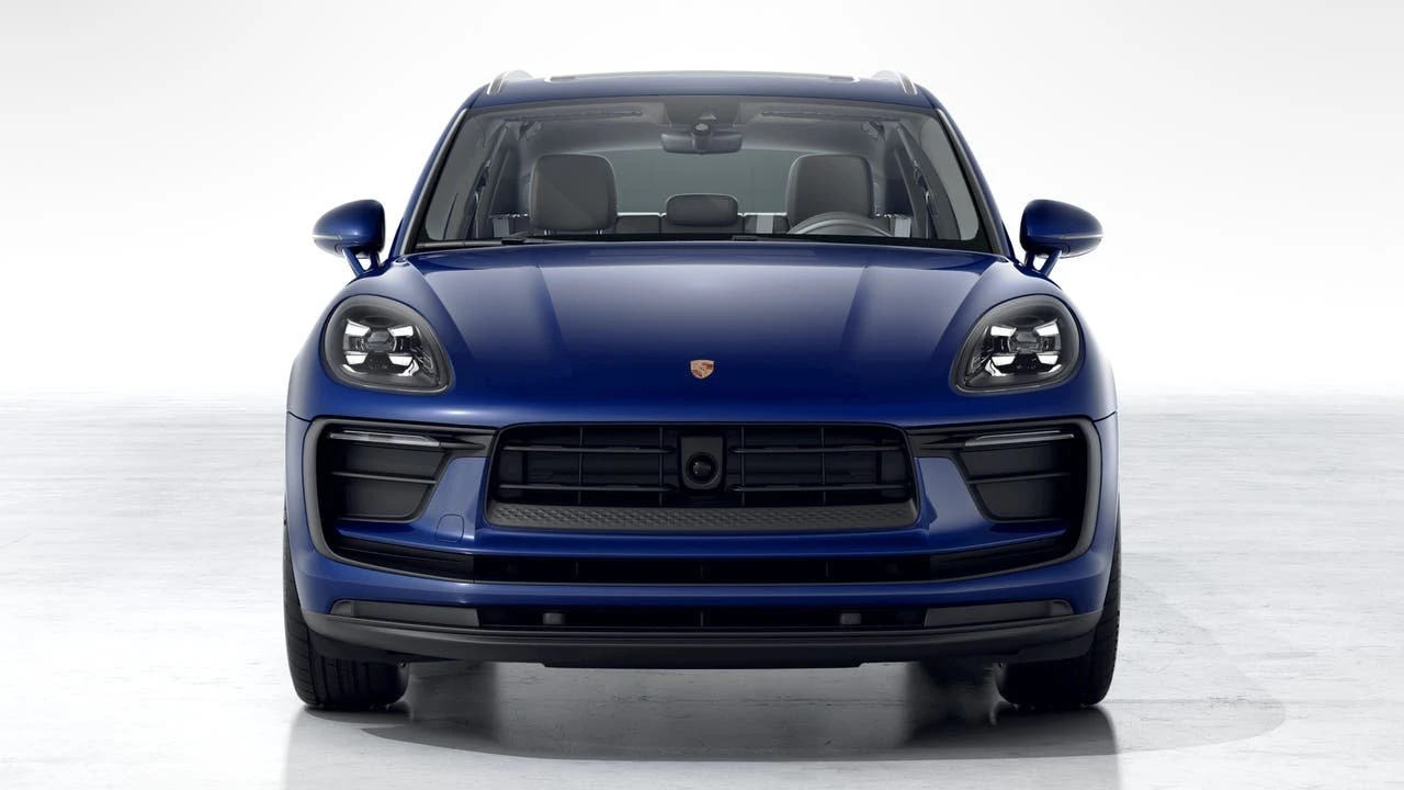 2026 Porsche Macan Electric - Image 8 of 10