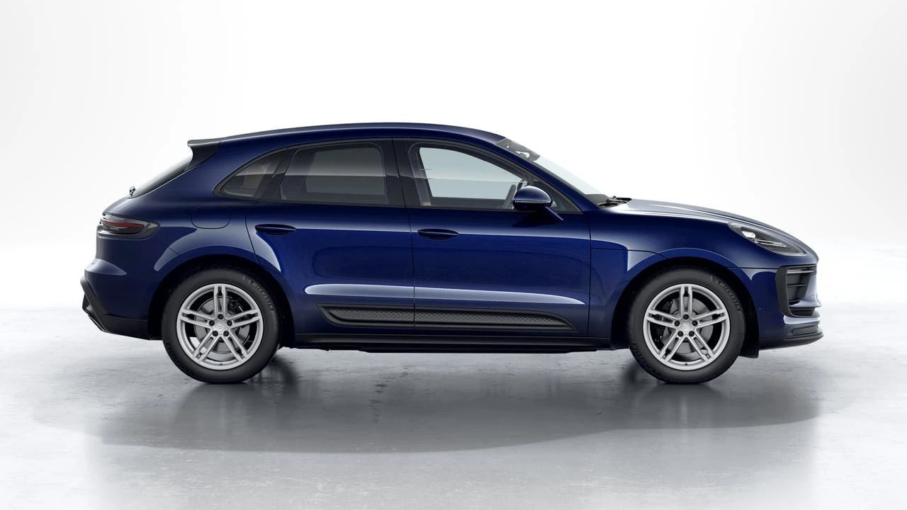 2026 Porsche Macan - Image 6 of 10